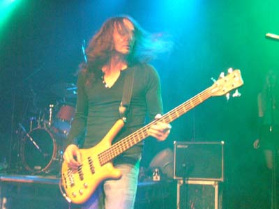 Andy Smith rocks out