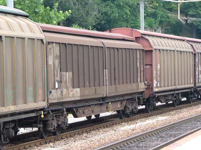 FS British loading gauge wagon at Lugano